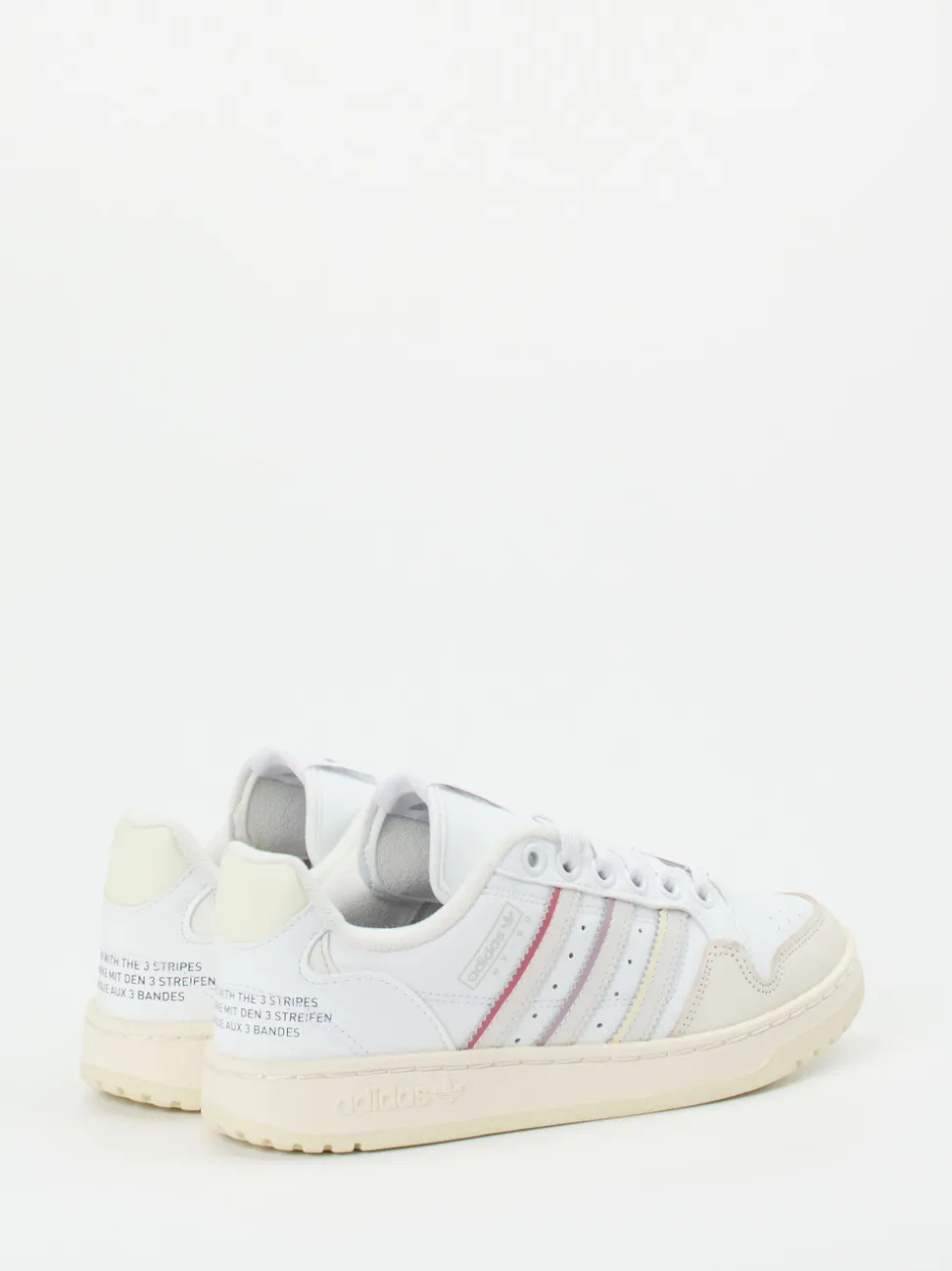 Adidas – Sneaker aus Synthetik in Weiß Pastell