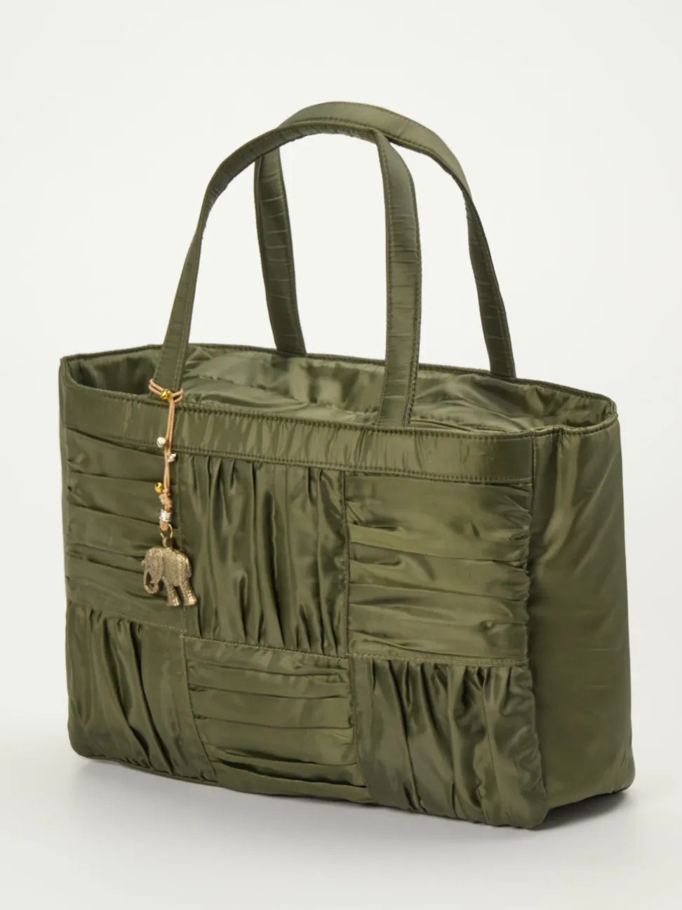 ANOKHI – Shopper