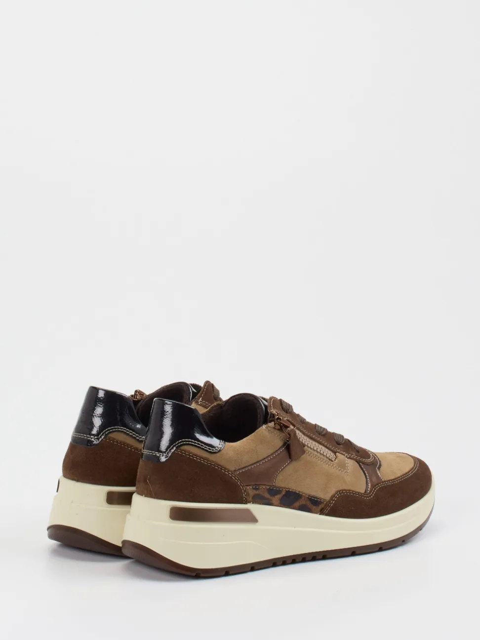 Ara – Plateau-Sneaker aus Veloursleder braun