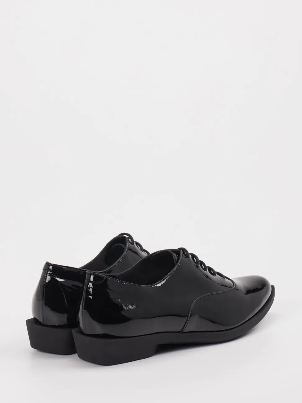 Arche – Derby-Schnürschuh aus Lackleder schwarz