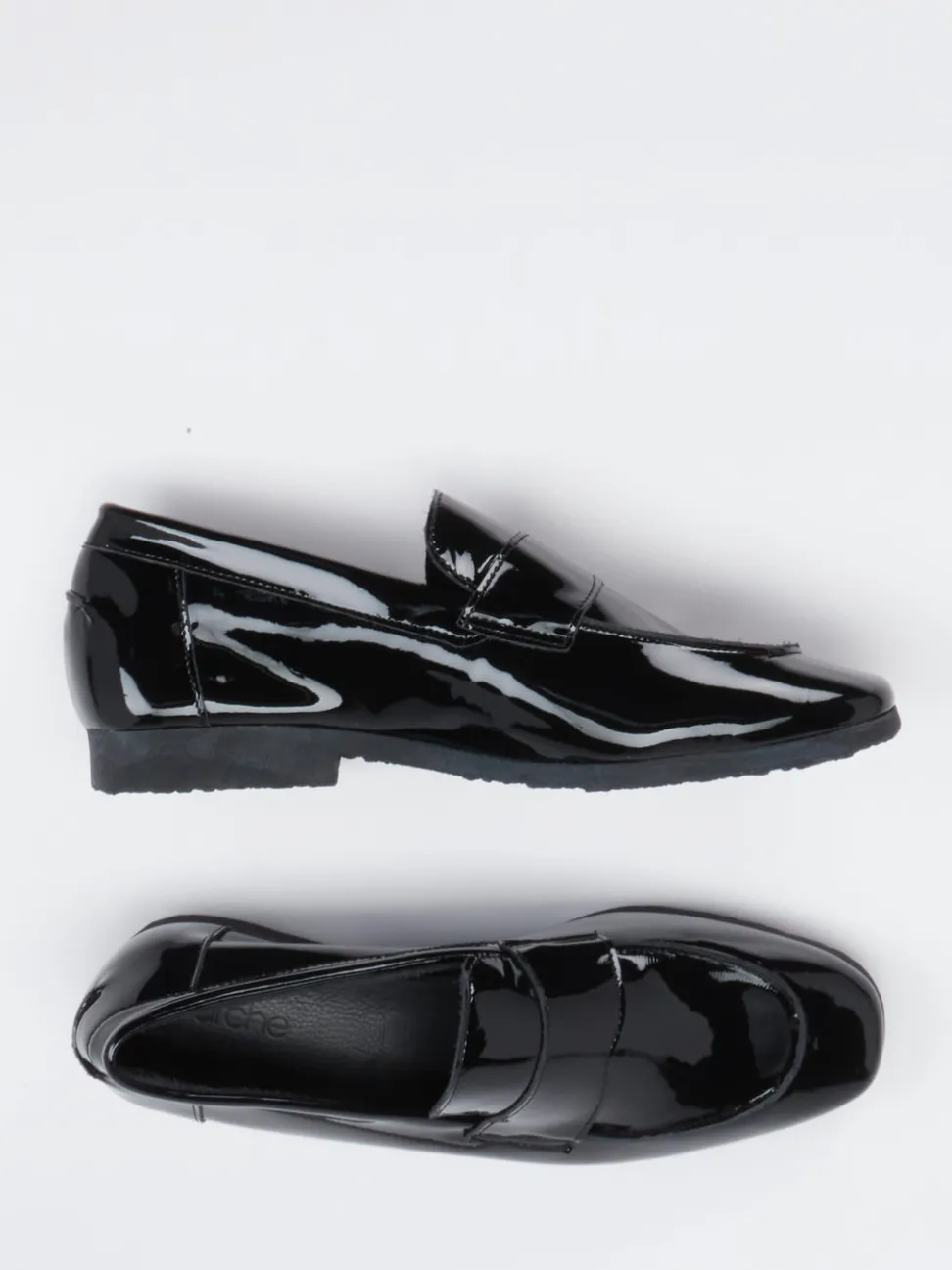 Arche – Loafer aus Lackleder in Schwarz