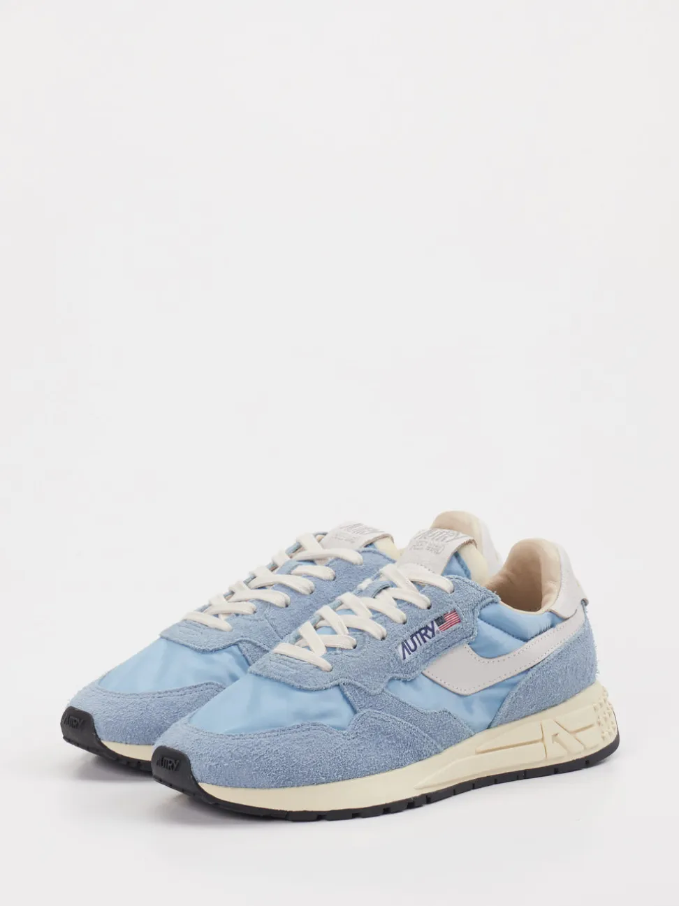 Autry – Sneaker aus Velour/Textil in Hellblau