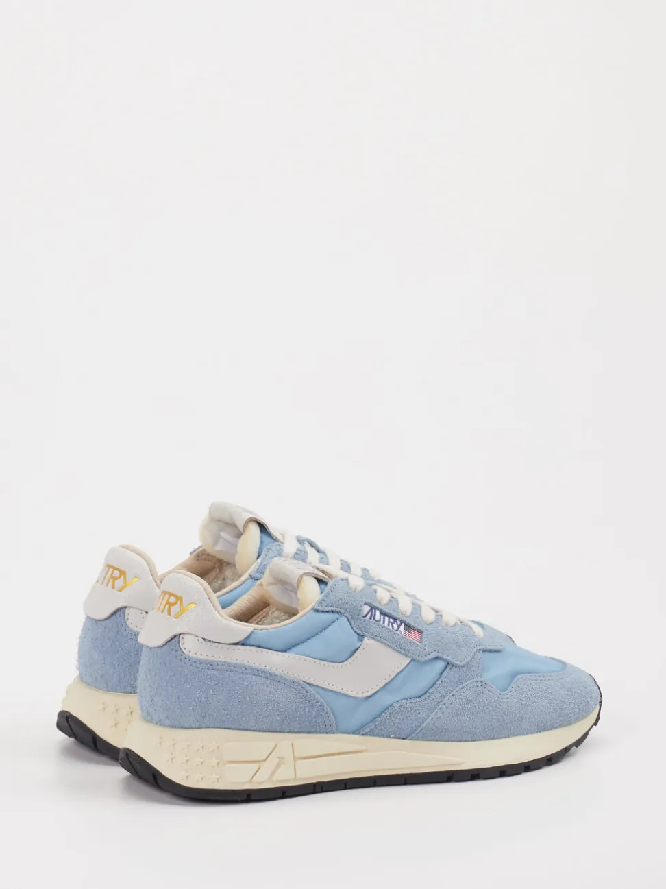 Autry – Sneaker aus Velour/Textil in Hellblau