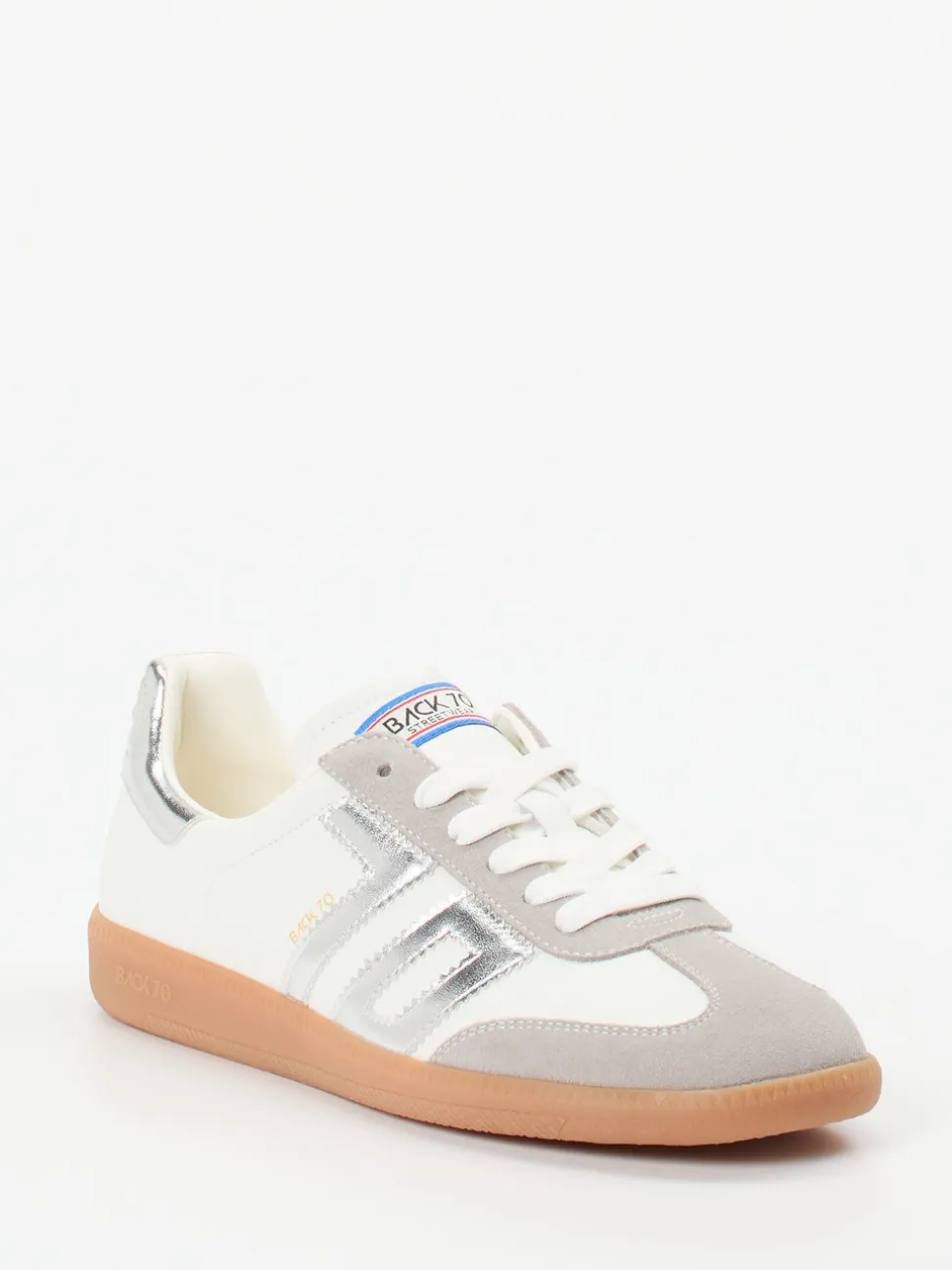 Back 70 – Sneaker aus Leder mit Metallic-Details