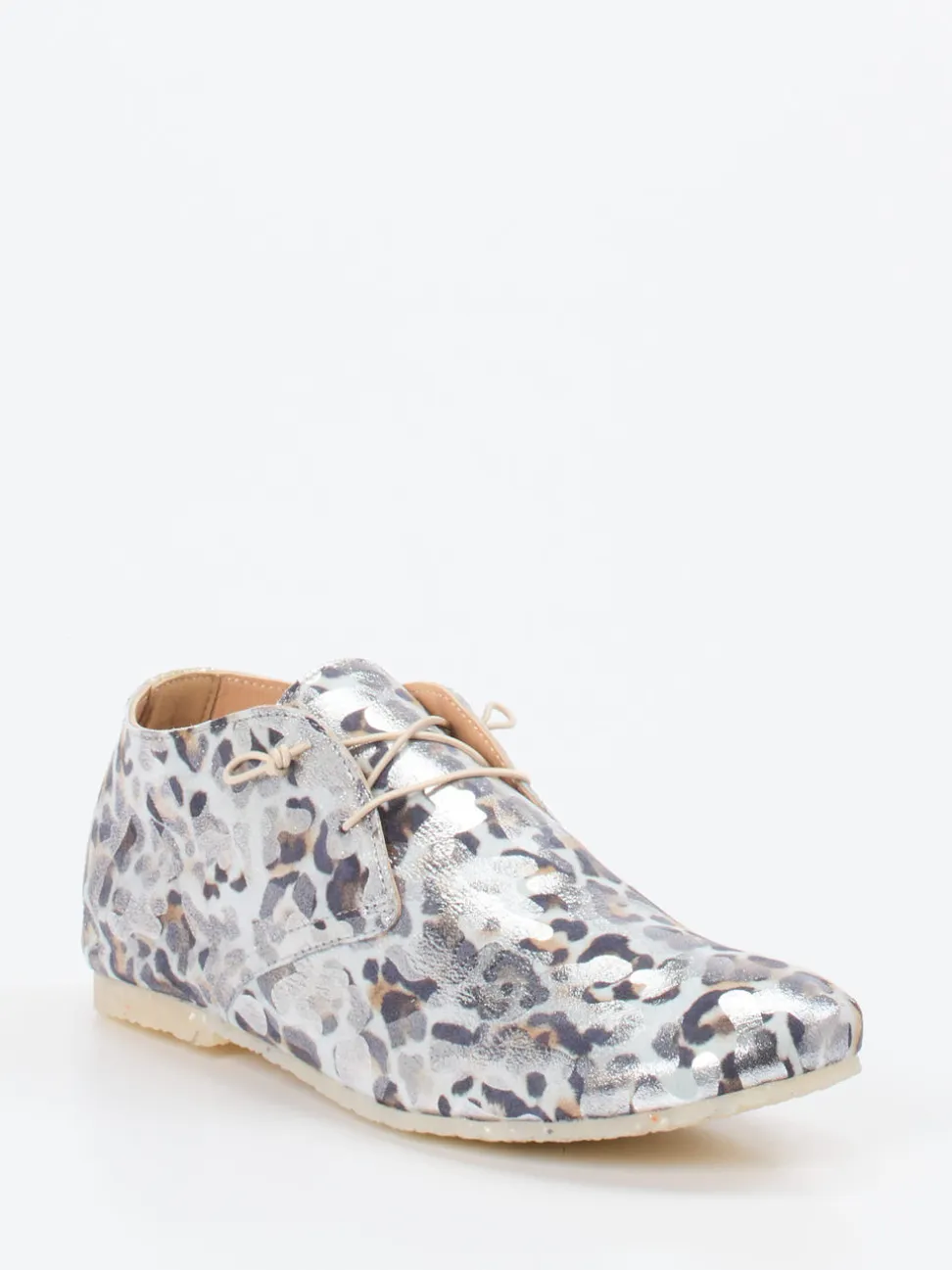 Donna Carolina – Schnürschuh aus Metallicleder silber