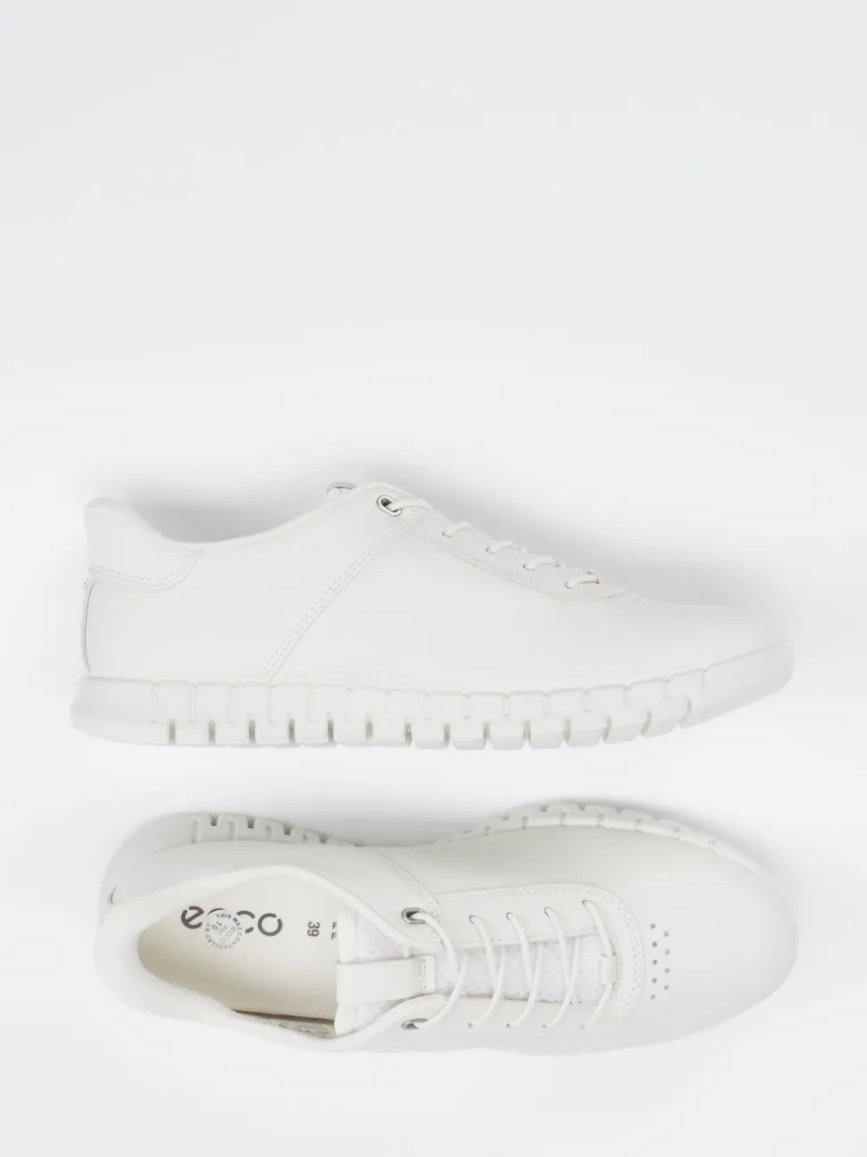 Ecco – Sneaker aus Kalbleder in Offwhite