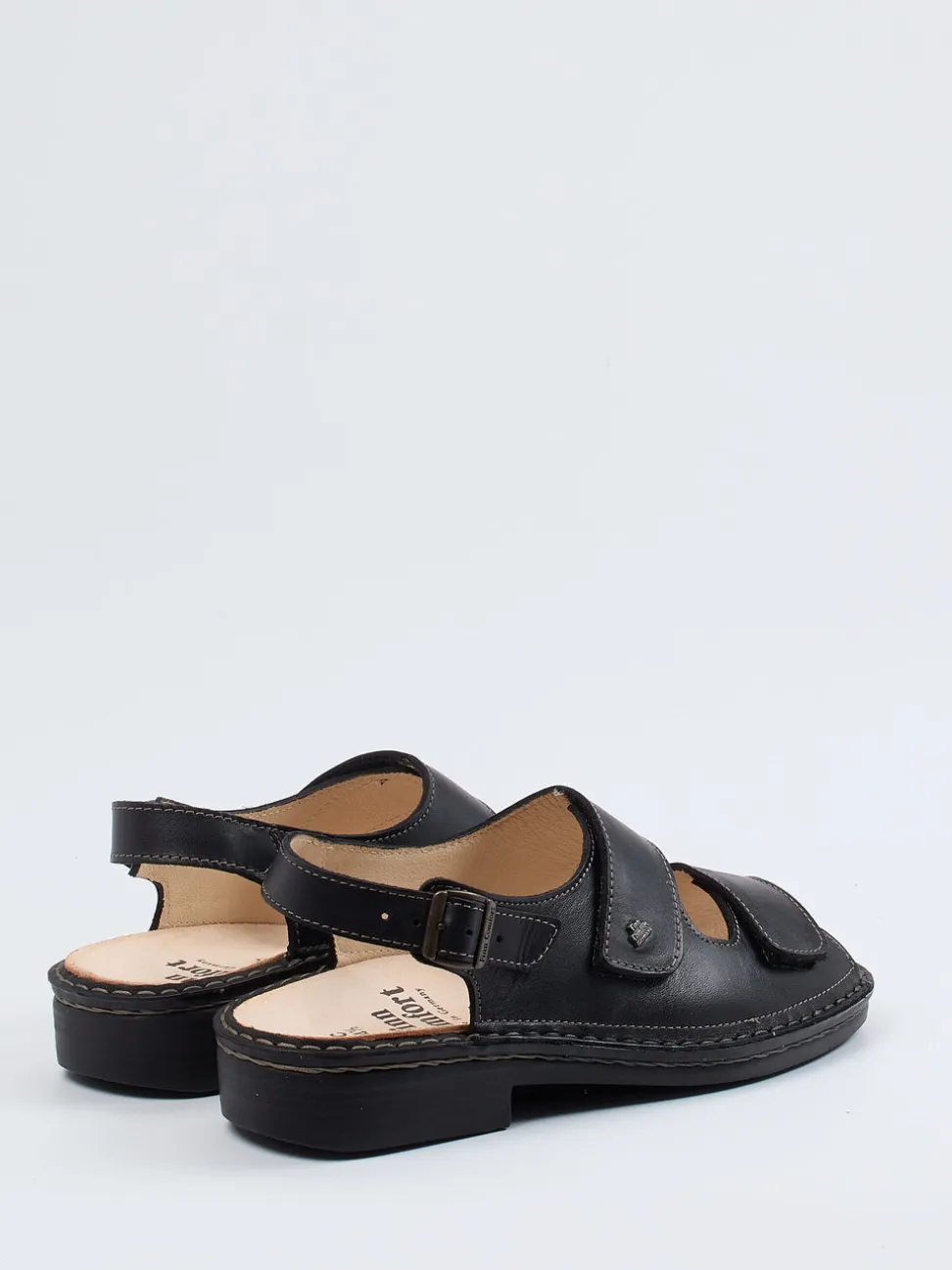 Finn Comfort – Komfortsandale aus Kalbleder schwarz
