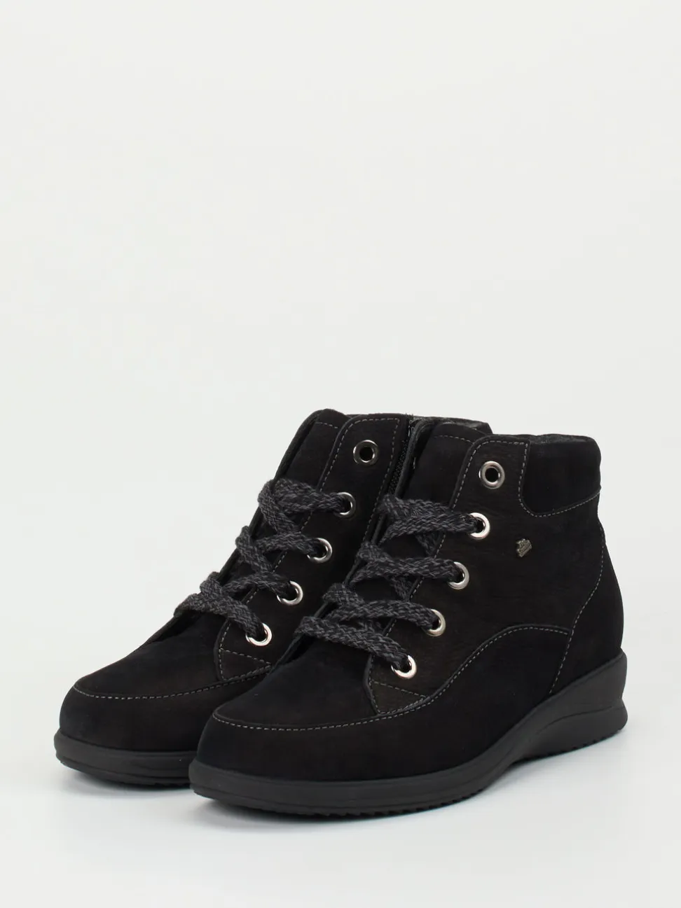 Finn Comfort – Schnürstiefelette aus Nubukleder schwarz