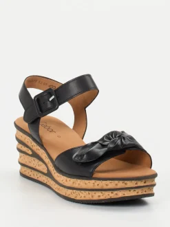 Gabor – Keilsandalette aus Lammleder schwarz