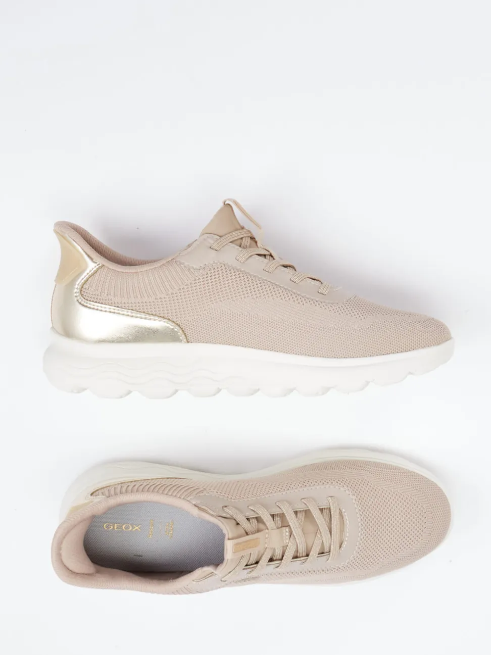 Geox – Sneaker aus Textil in Beige mit Gold-Detail
