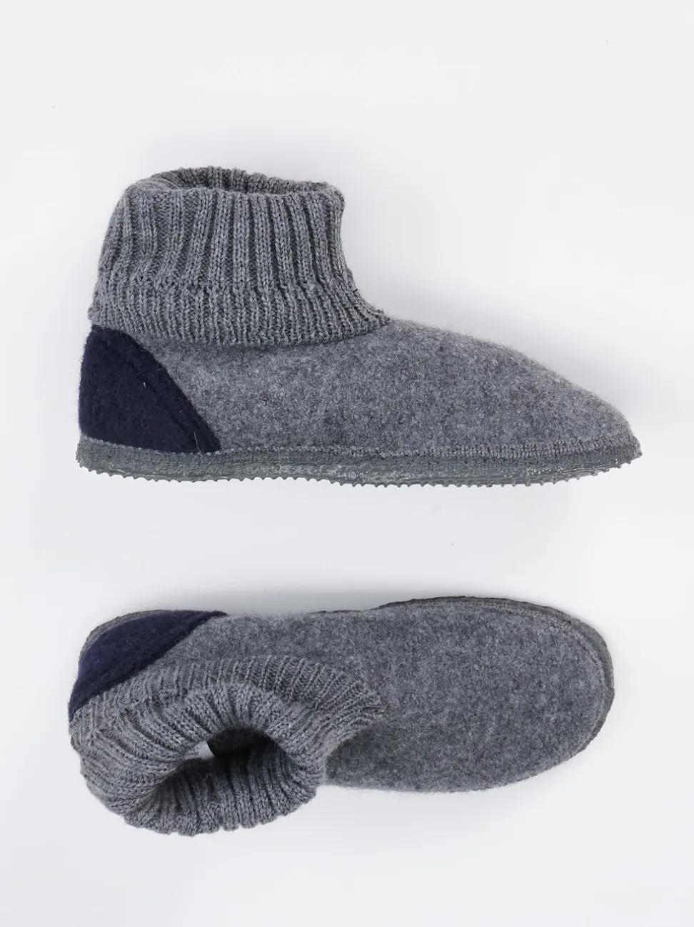 Giesswein – Hüttenschuhe aus Wollfilz grau
