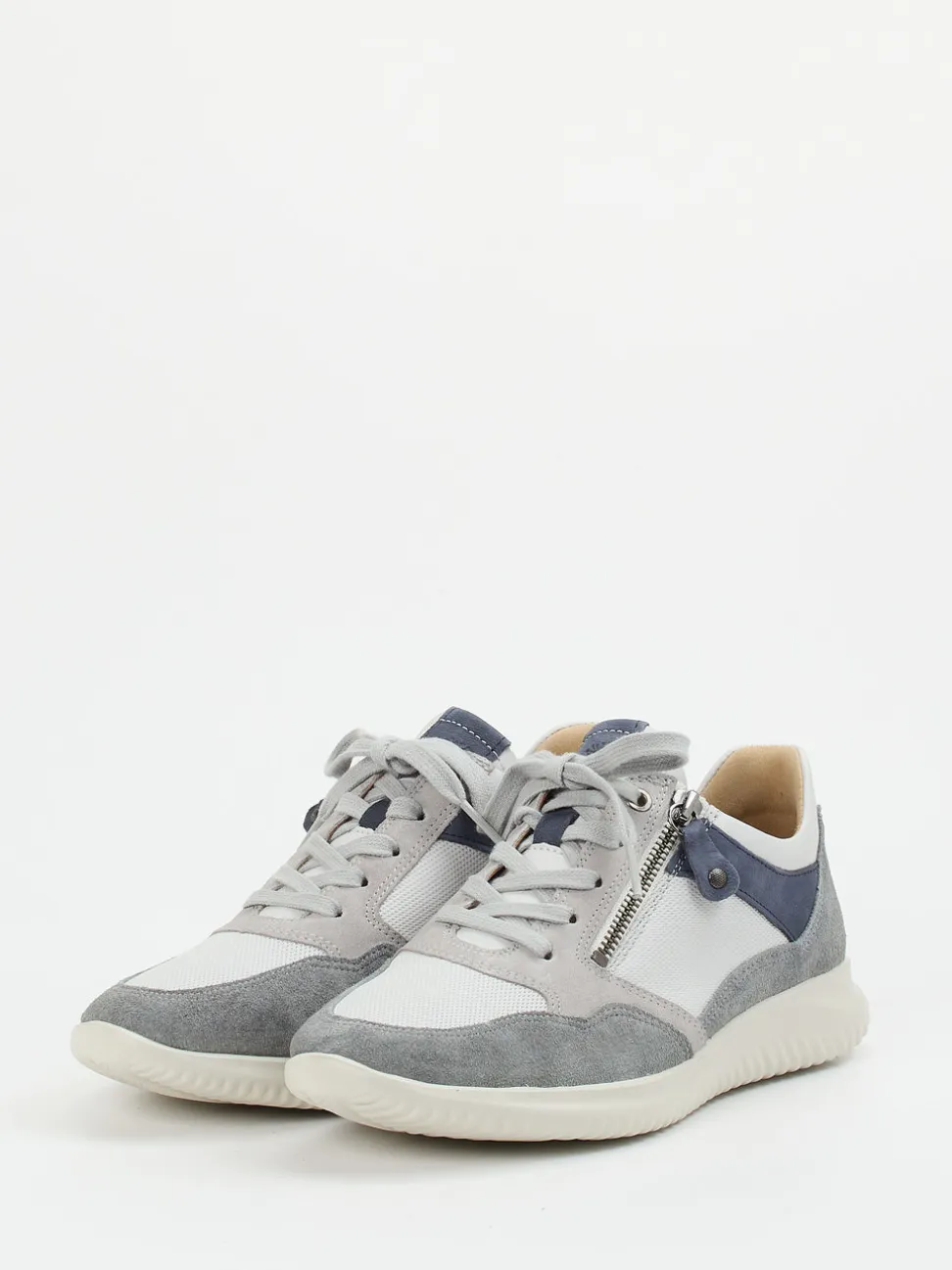 Hartjes – Sneaker aus Veloursleder in Hellgrau