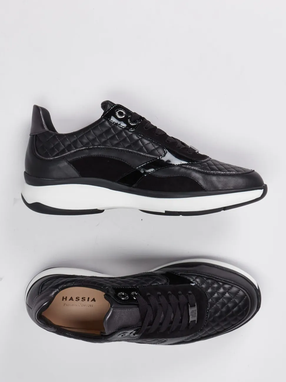 Hassia – Sneaker aus Kalbleder in Schwarz