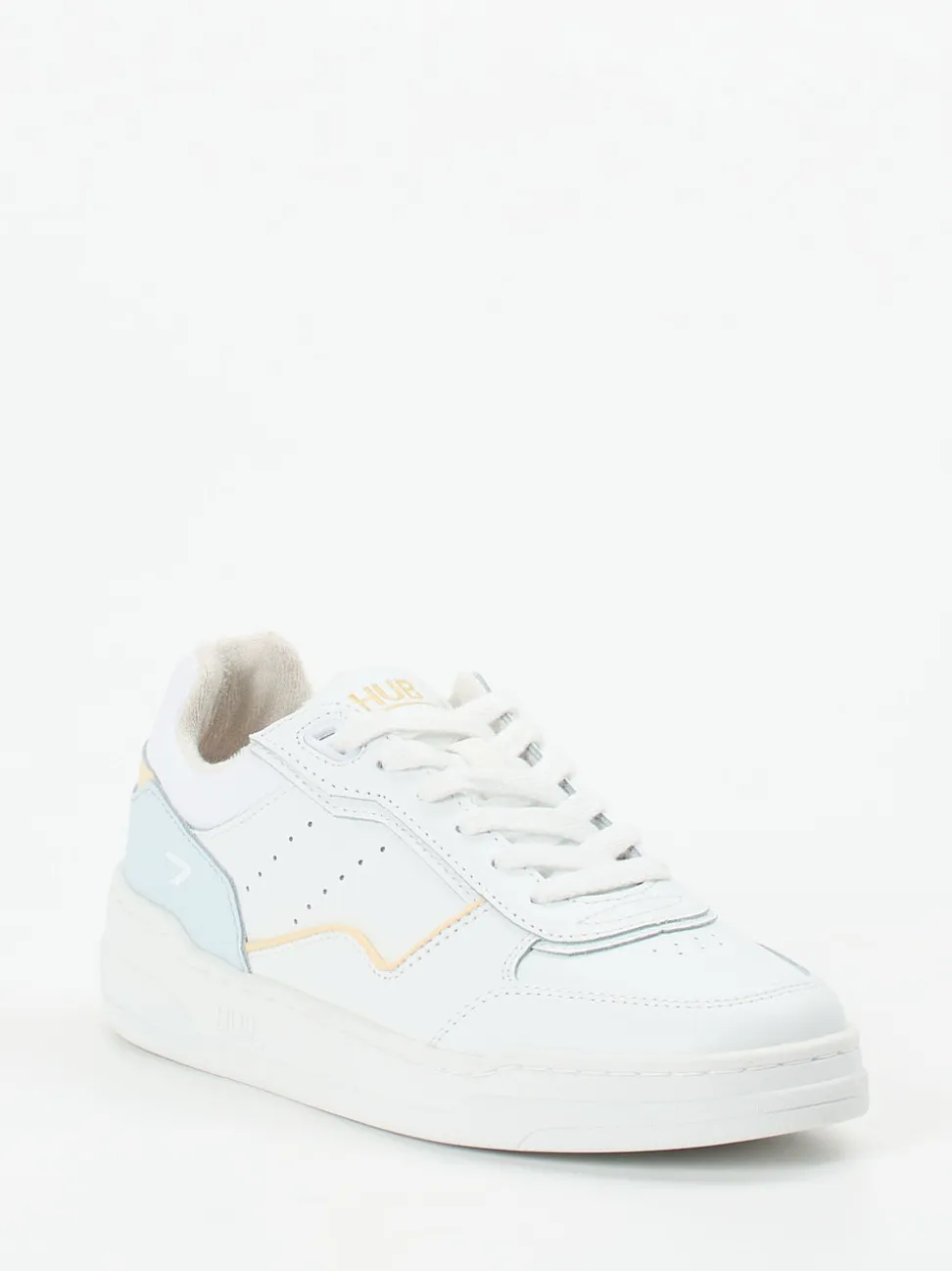 HUB – Sneaker aus Kalbleder in Weiß mit Pastell