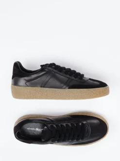 Kennel & Schmenger – Sneaker aus Velourleder und Glattleder