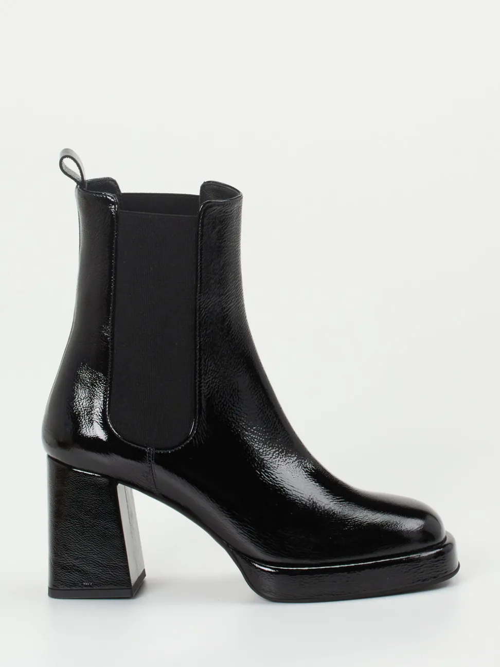 Konstantin Starke – Chelsea Boots aus Lackleder Schwarz