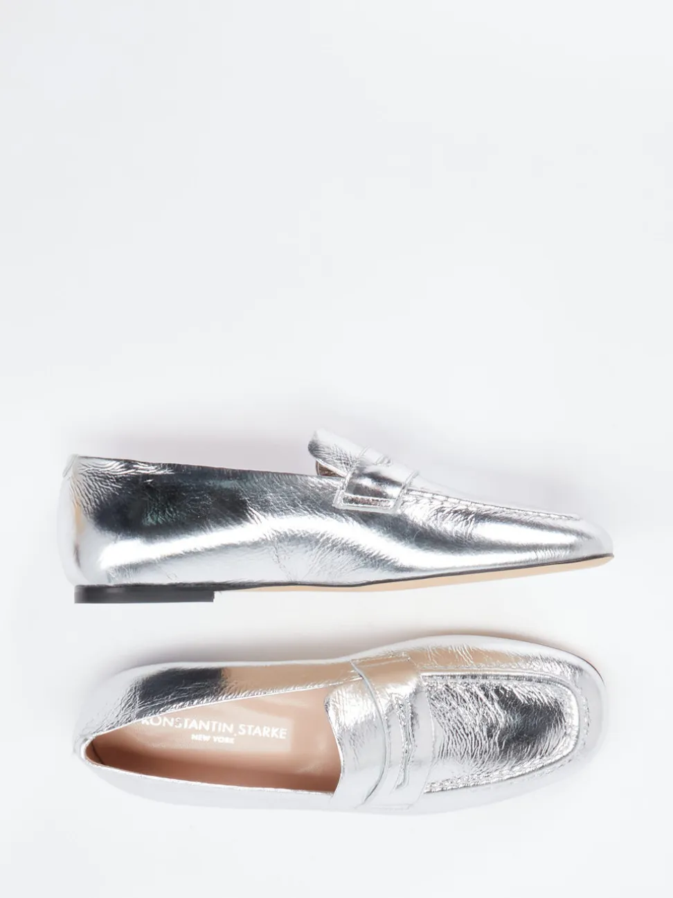 Konstantin Starke – Loafer aus Metallicleder silber