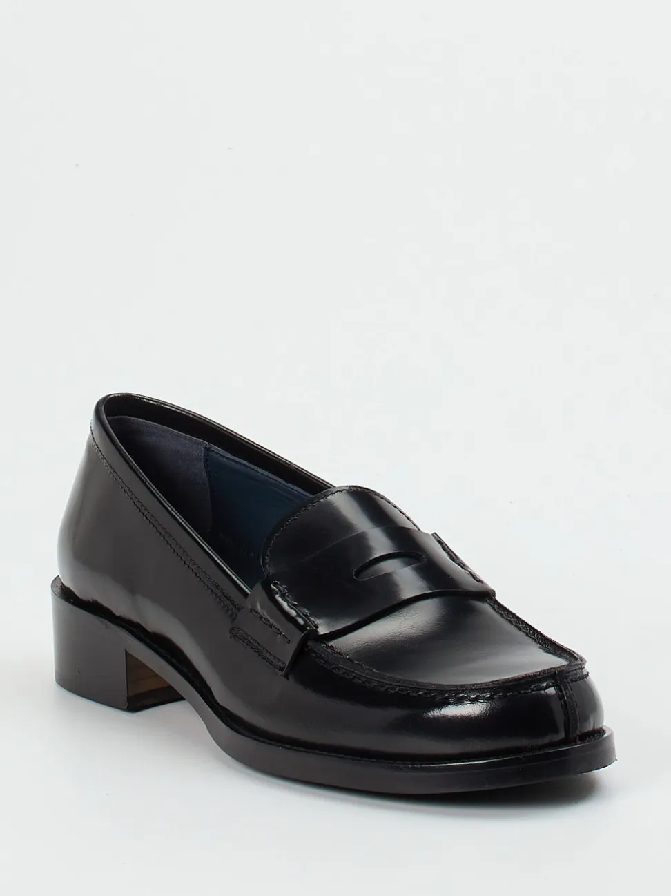 Konstantin Starke – Loafer aus Hochglanzleder schwarz