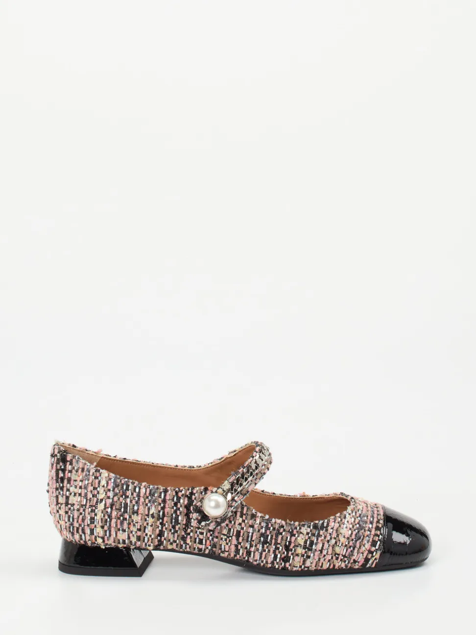 Konstantin Starke – Mary Janes aus Bouclé mit Lackdetail