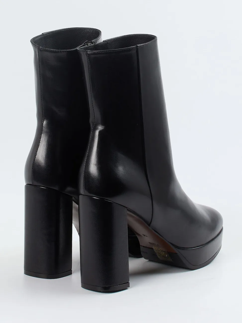 Konstantin Starke – Plateau-Stiefeletten aus Lammleder Schwarz