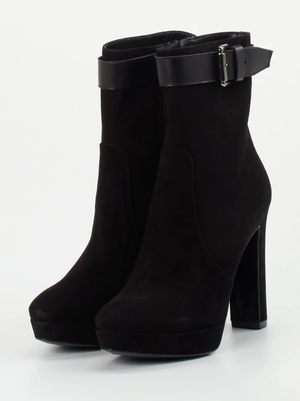 Konstantin Starke – Plateau-Stiefelette aus Veloursleder Schwarz