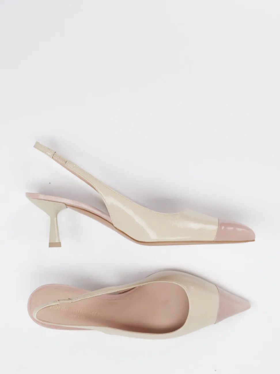 Konstantin Starke – Slingback-Pumps aus Lackleder Cremebeige