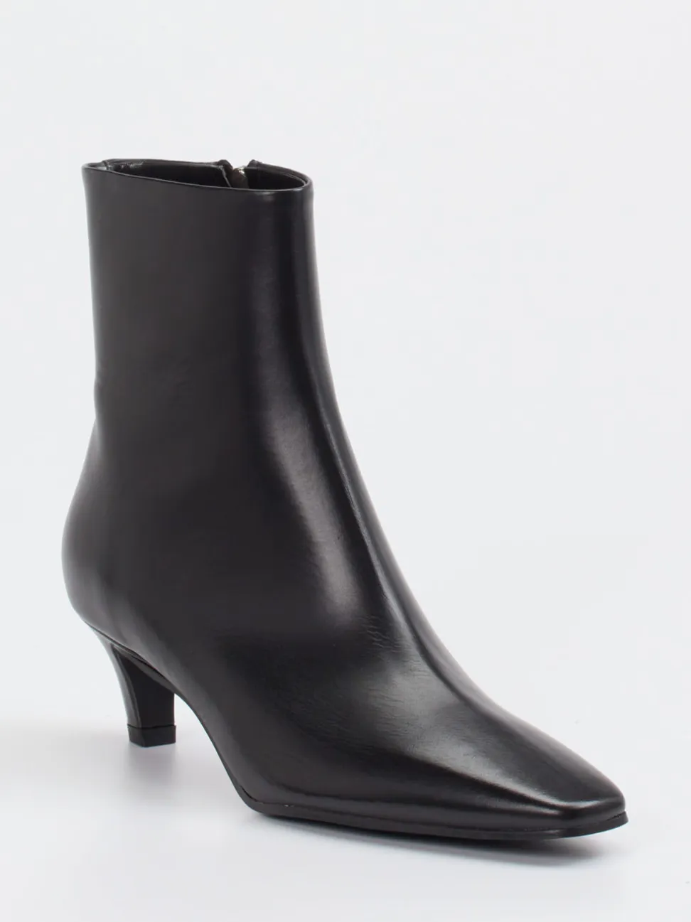 Konstantin Starke – Stiefeletten aus Kalbleder schwarz