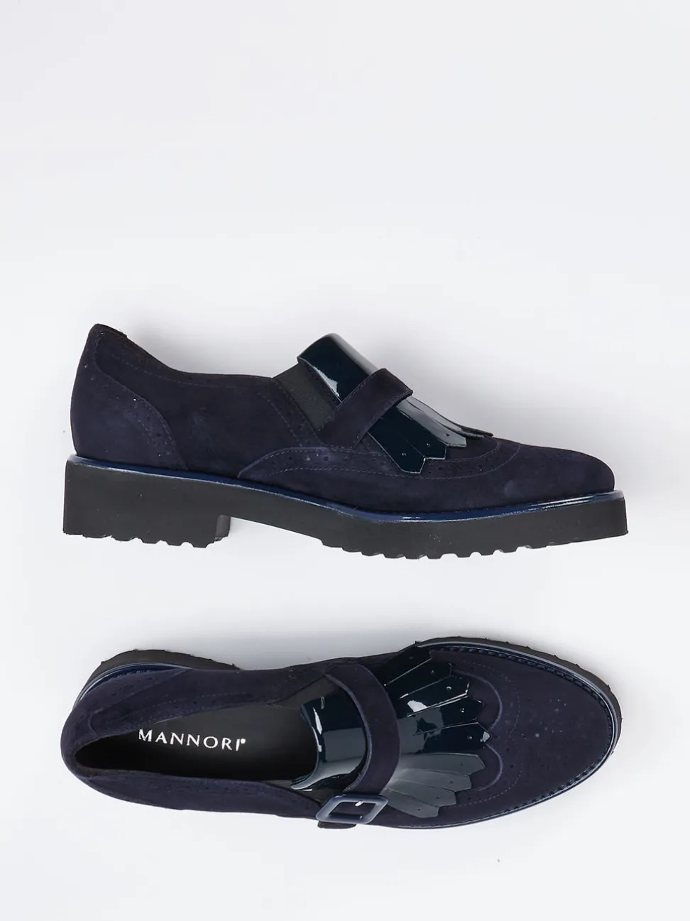 Mannori – Loafer aus Veloursleder mit Lackdetails