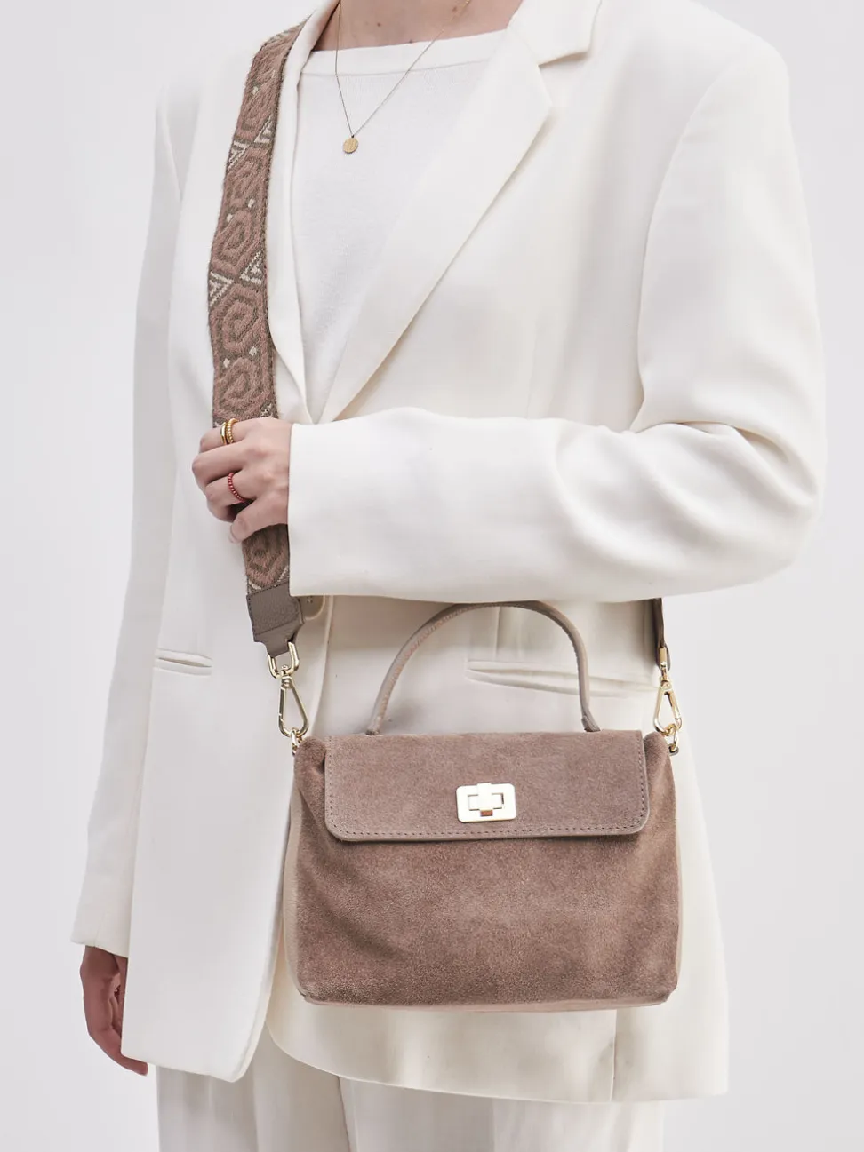 Marlon Firenze – Top Handle Bag aus Kalbleder Taupe