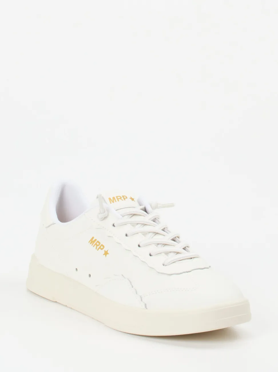 MRP – Low-Top Sneaker aus Kalbleder Offwhite
