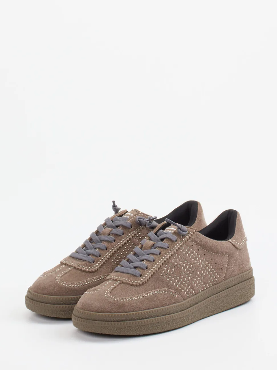 MRP – Low-Top Sneaker aus Veloursleder in Taupe