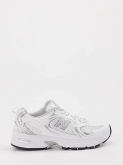 New Balance – Sneaker aus Textil in Weiß-Silber