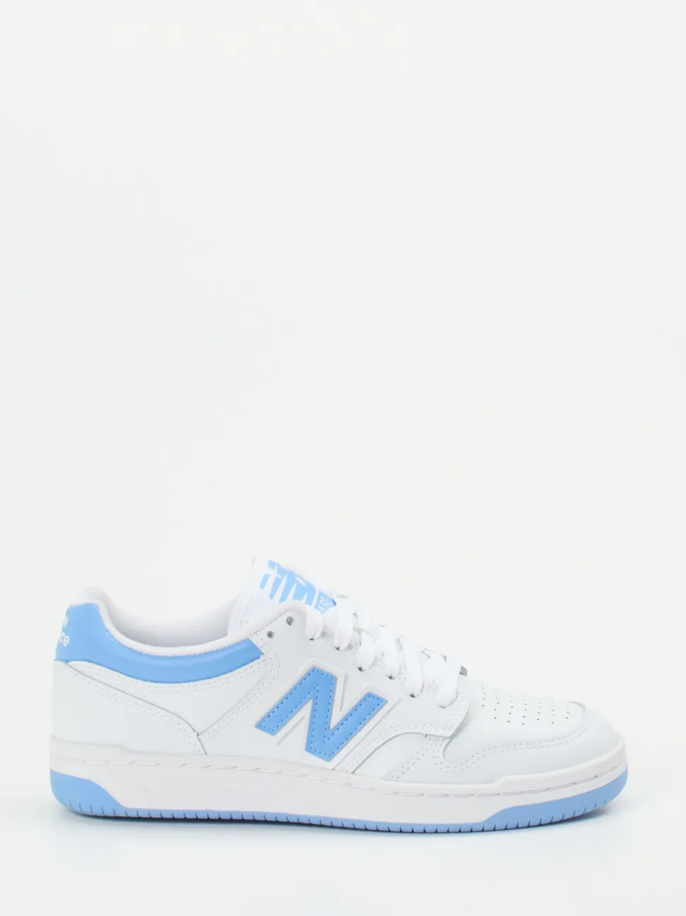 New Balance – Sneaker aus Leder in Weiß Hellblau