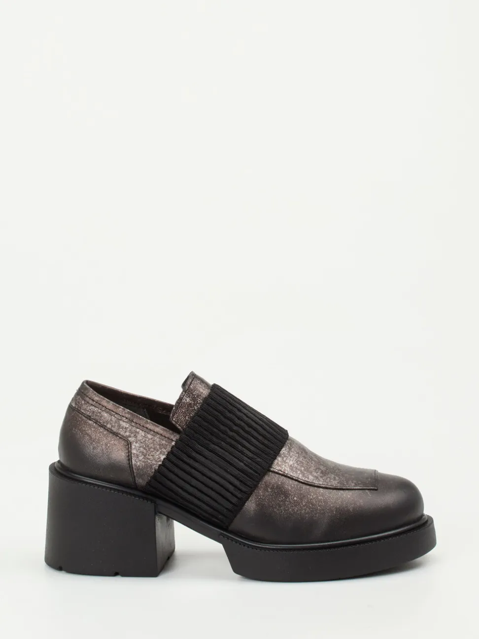 Papucei – Loafer aus Kalbleder mit Metallic-Finish