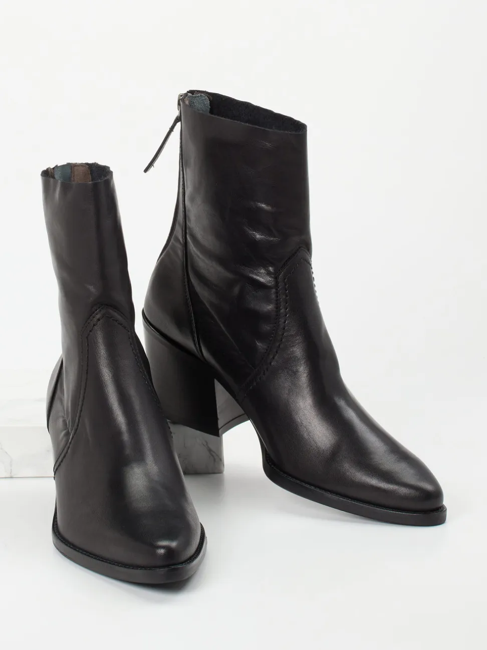Paul Green – Stiefelette aus Kalbleder in Schwarz