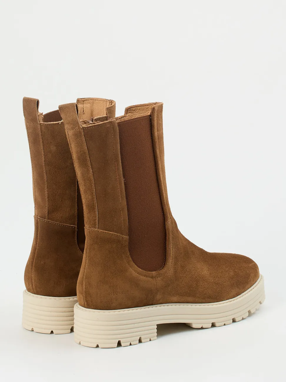 Piedi Nudi – Chelsea Boots aus Veloursleder cognacbraun
