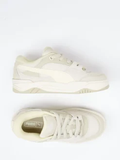Puma – Sneaker aus Veloursleder Beige