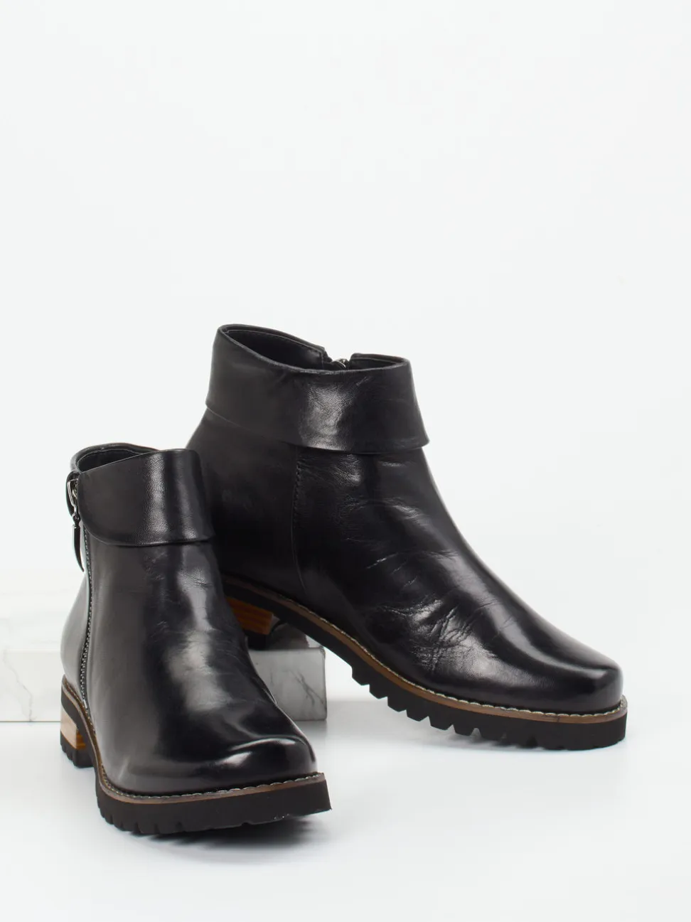 Ralph Harrison – Stiefeletten aus Lammleder Schwarz