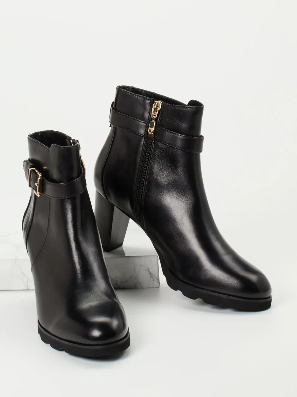 Ralph Harrison – Stiefelette aus Kalbleder Schwarz