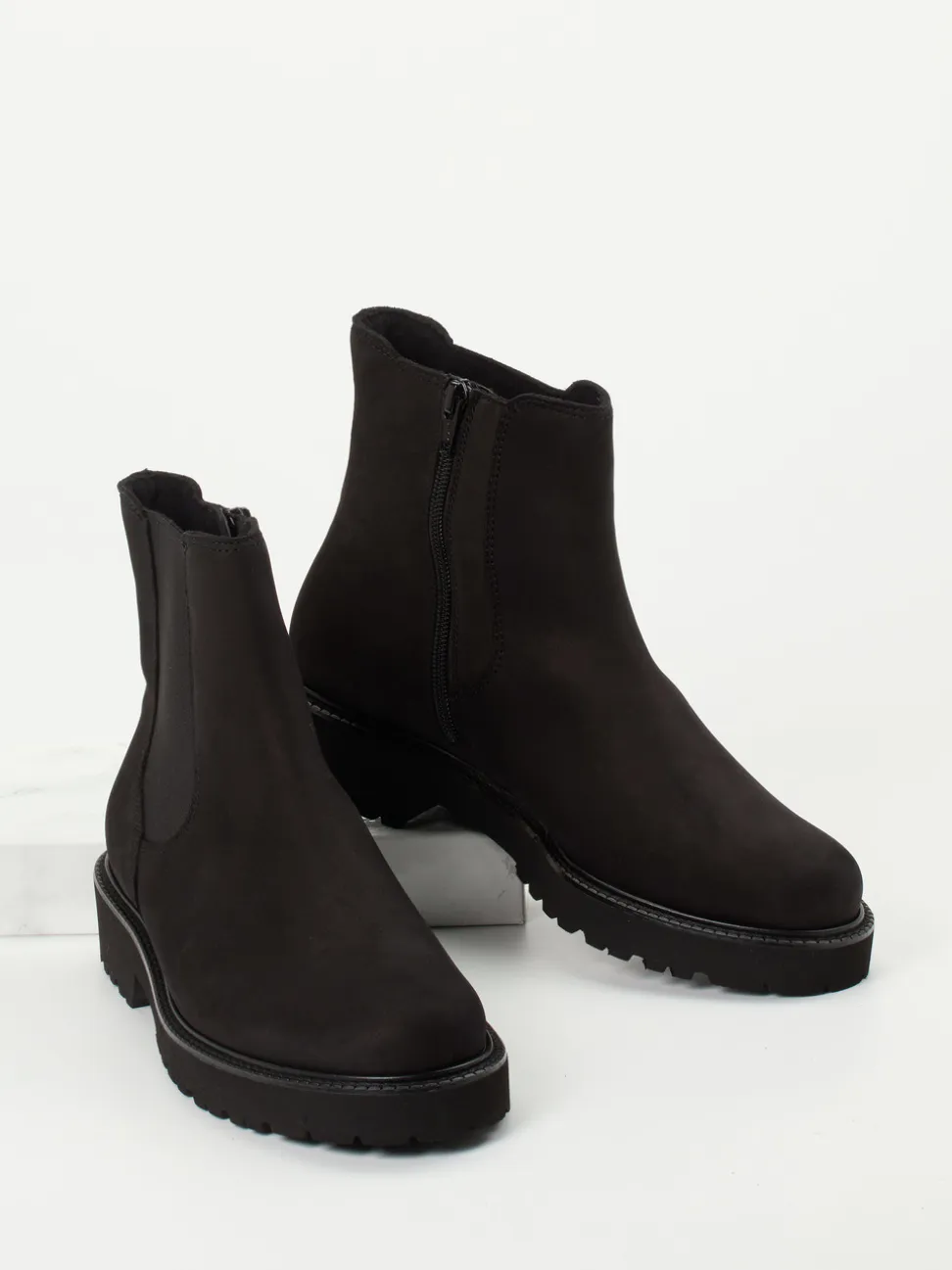 Semler – Chelsea-Stiefelette aus Nubukleder schwarz