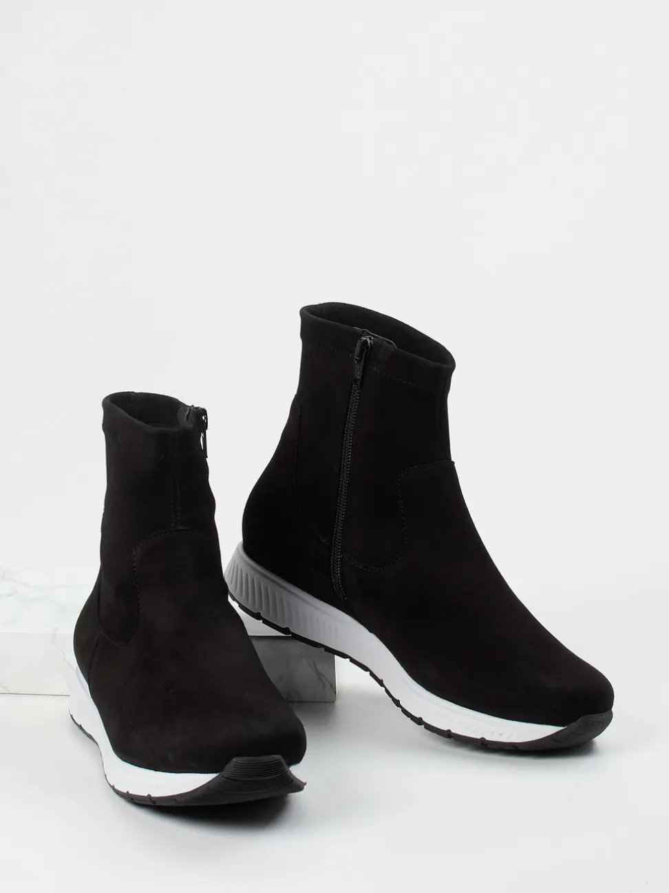 Semler – Stiefeletten aus Veloursleder schwarz