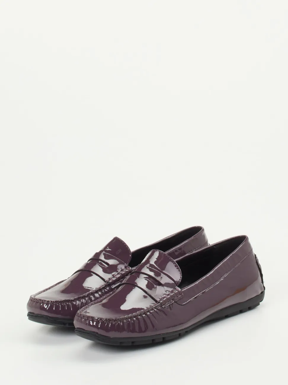 Sioux – Mokassin-Loafer aus Lackleder Aubergine