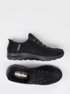 Skechers – Slip-On Sneaker aus Textil in Schwarz