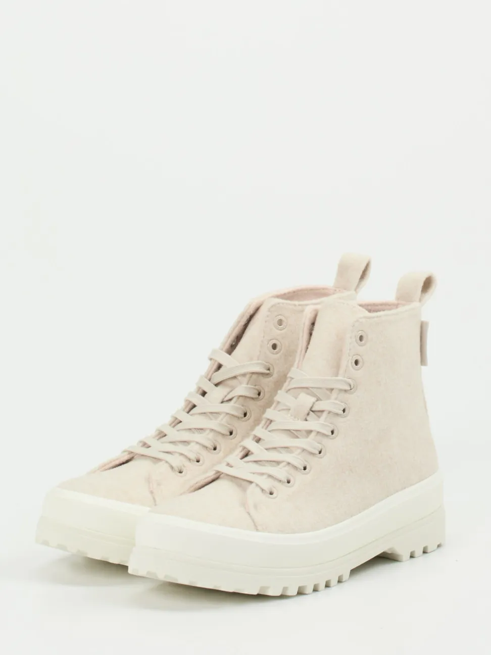 Superga – Schnürboots aus Filz in Cremebeige