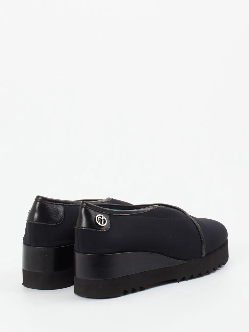 Thierry Rabotin – Keilpumps aus Textil in Schwarz