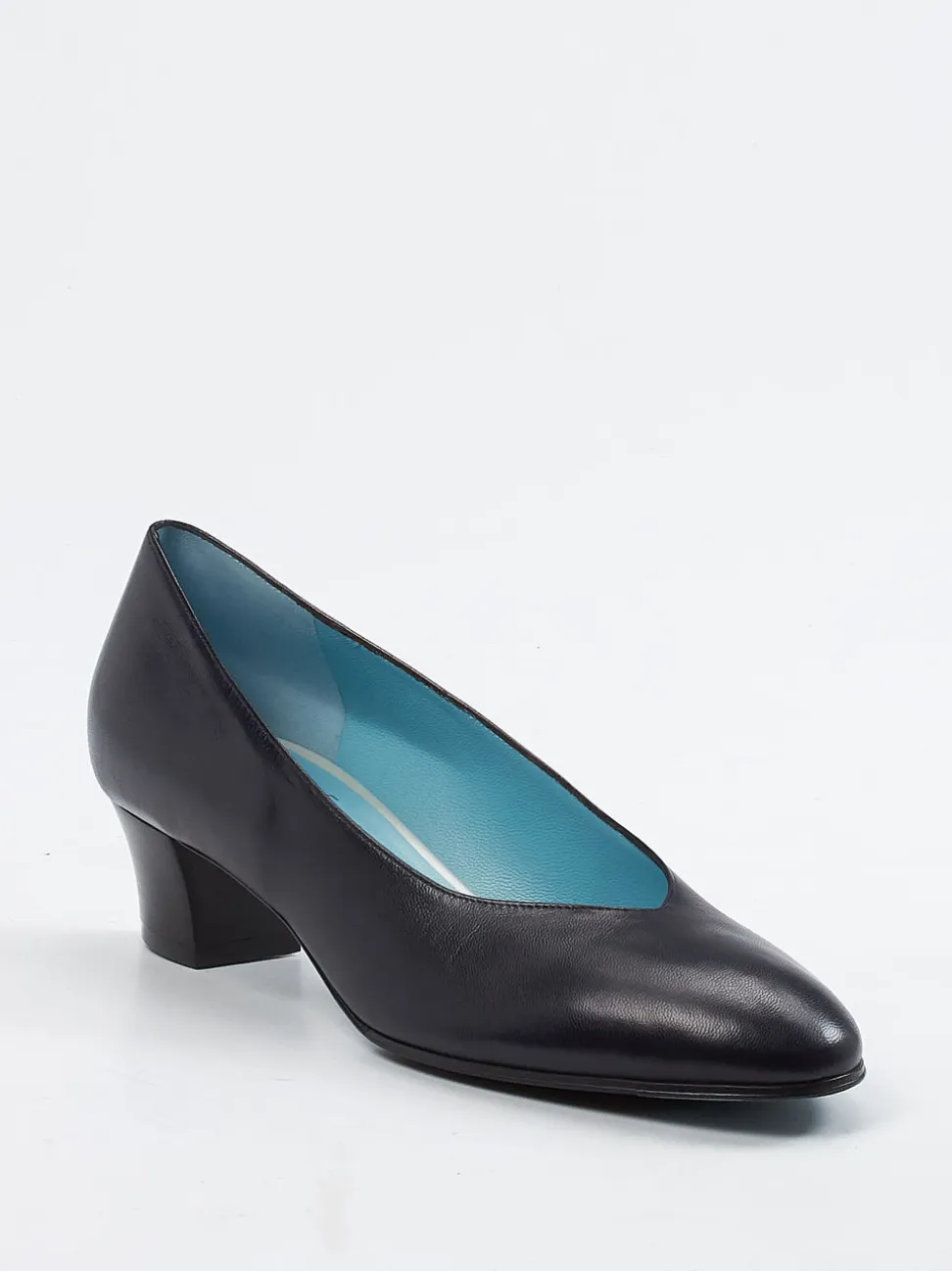 Thierry Rabotin – Pumps aus Lammleder in Blau