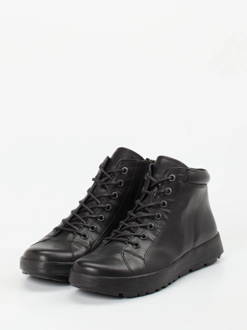 Think – Schnürboots aus Ziegenleder schwarz