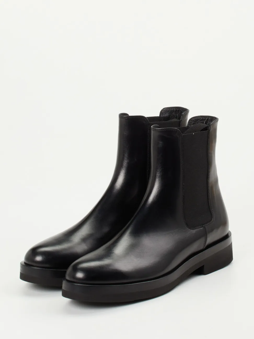 Truman's – Chelsea Boots aus Kalbleder schwarz glänzend
