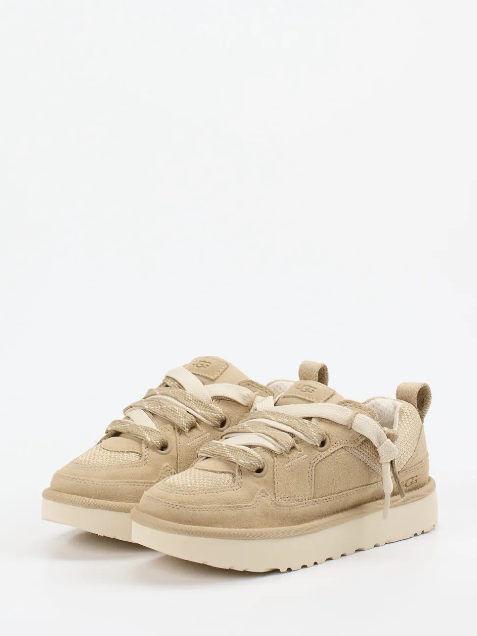 UGG – Low-Top Sneaker aus Veloursleder beige