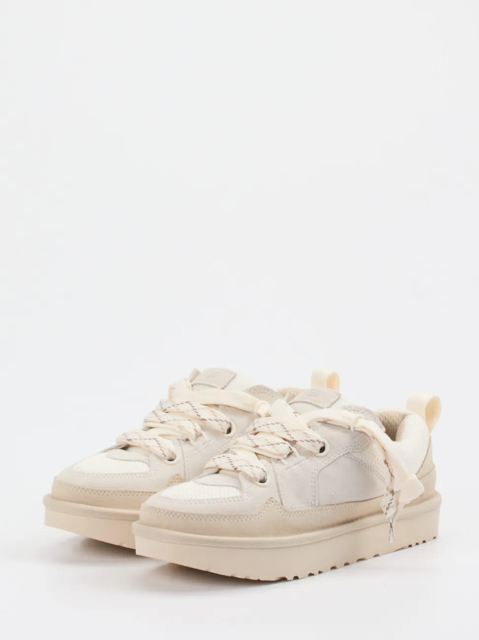 UGG – Sneaker aus Veloursleder in Beige